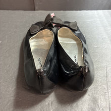 Load image into Gallery viewer, Girl Shoes

