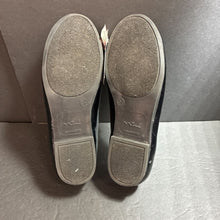 Load image into Gallery viewer, Girl Shoes
