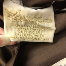 Load image into Gallery viewer, Formal Dress
