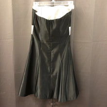 Load image into Gallery viewer, Formal Dress
