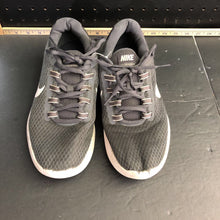 Load image into Gallery viewer, boys sneakers
