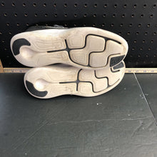 Load image into Gallery viewer, boys sneakers
