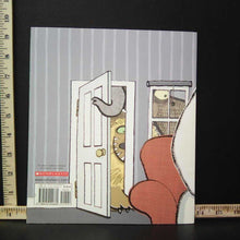 Load image into Gallery viewer, What Pet to Get? (Emma dodd) -Paperback
