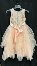 Load image into Gallery viewer, formal sequin flower puffy dress
