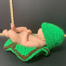 Load image into Gallery viewer, Crocheted pea in a pod newborn outfit
