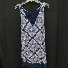 Load image into Gallery viewer, Patterned Tank top w/lace

