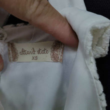 Load image into Gallery viewer, v-neck lace dress
