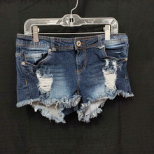 Load image into Gallery viewer, Denim shorts w/distress
