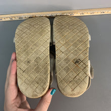 Load image into Gallery viewer, girl sandals
