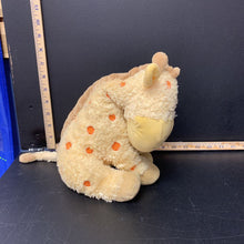 Load image into Gallery viewer, spotted giraffe
