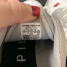 Load image into Gallery viewer, boys golf cleats

