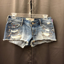 Load image into Gallery viewer, Distressed denim shorts
