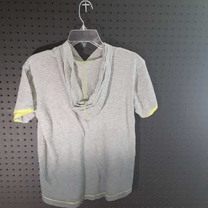 hooded & pocket t-shirt
