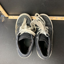 Load image into Gallery viewer, boys sneakers
