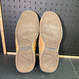 Men's dress shoes