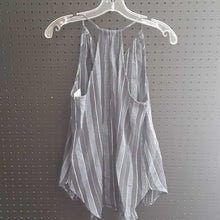 Load image into Gallery viewer, sleeveless top
