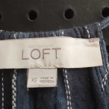 Load image into Gallery viewer, sleeveless top
