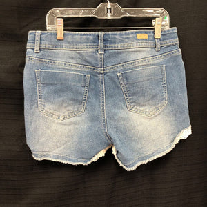 denim shorts w/lace