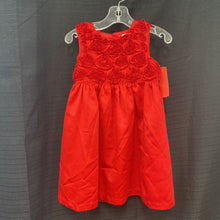 Load image into Gallery viewer, sleeveless rose bud dress
