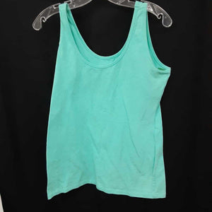 sleeveless solid top