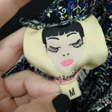 Load image into Gallery viewer, desgined lace shorts
