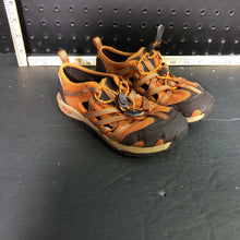 Load image into Gallery viewer, Boy shoes
