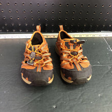 Load image into Gallery viewer, Boy shoes
