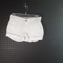 Load image into Gallery viewer, Denim shorts
