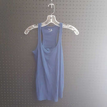 Load image into Gallery viewer, soild sleeveless top
