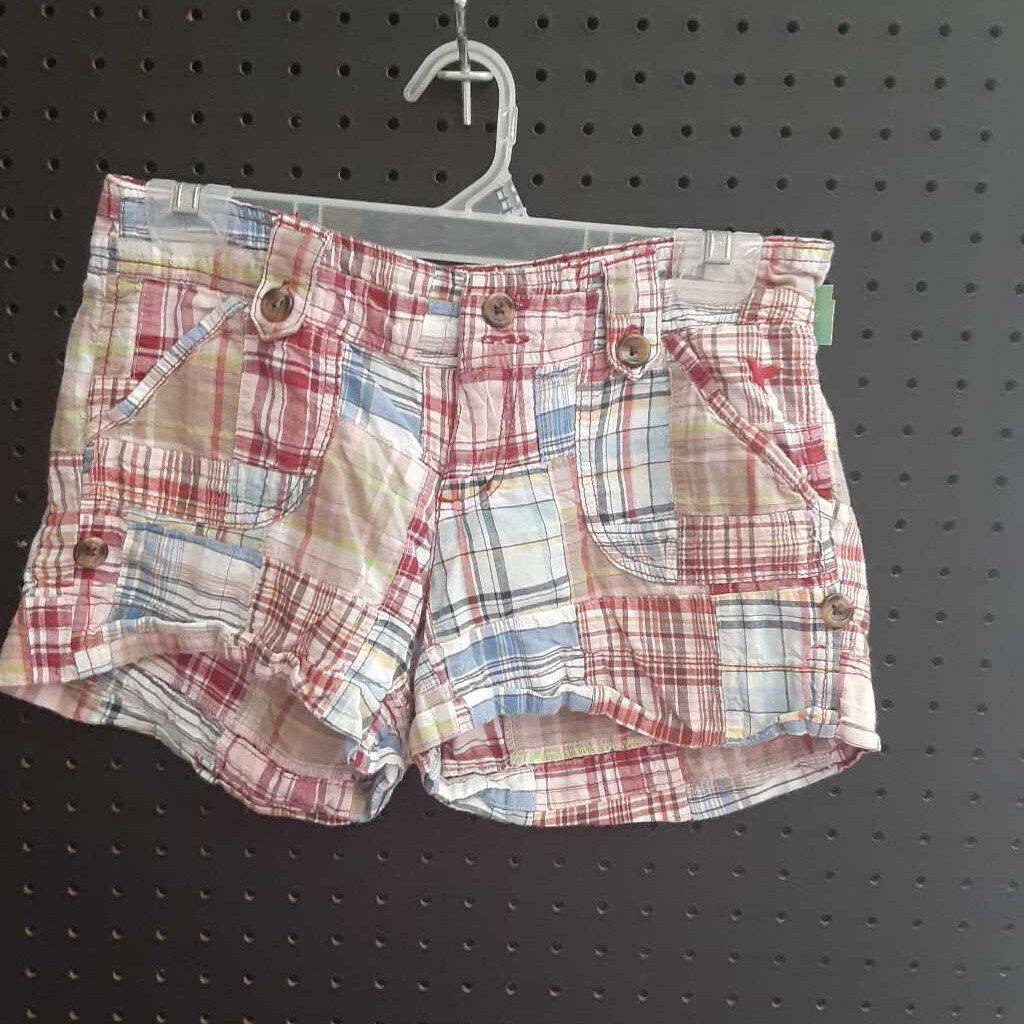 plaid shorts