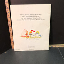 Load image into Gallery viewer, Friends(Helme Heine)- paperback
