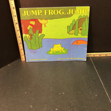 Load image into Gallery viewer, Jump, frog, jump!(Robert Kalan)-paperback
