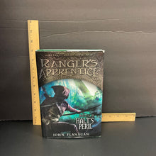 Load image into Gallery viewer, Halt's peril(Rangers Apprentice)(Book 9)(John Flanagan) -series
