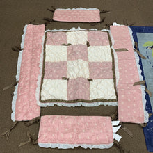 Load image into Gallery viewer, crib bedding set quilt &amp; bumper
