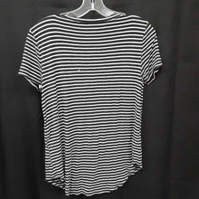 Load image into Gallery viewer, striped pocket top
