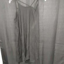 Load image into Gallery viewer, dress
