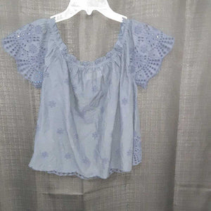 cut out lace top