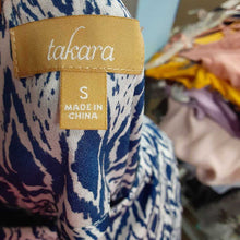 Load image into Gallery viewer, pattern dress
