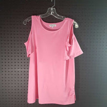 Load image into Gallery viewer, Cold shoulder top
