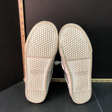 Load image into Gallery viewer, boys sneakers
