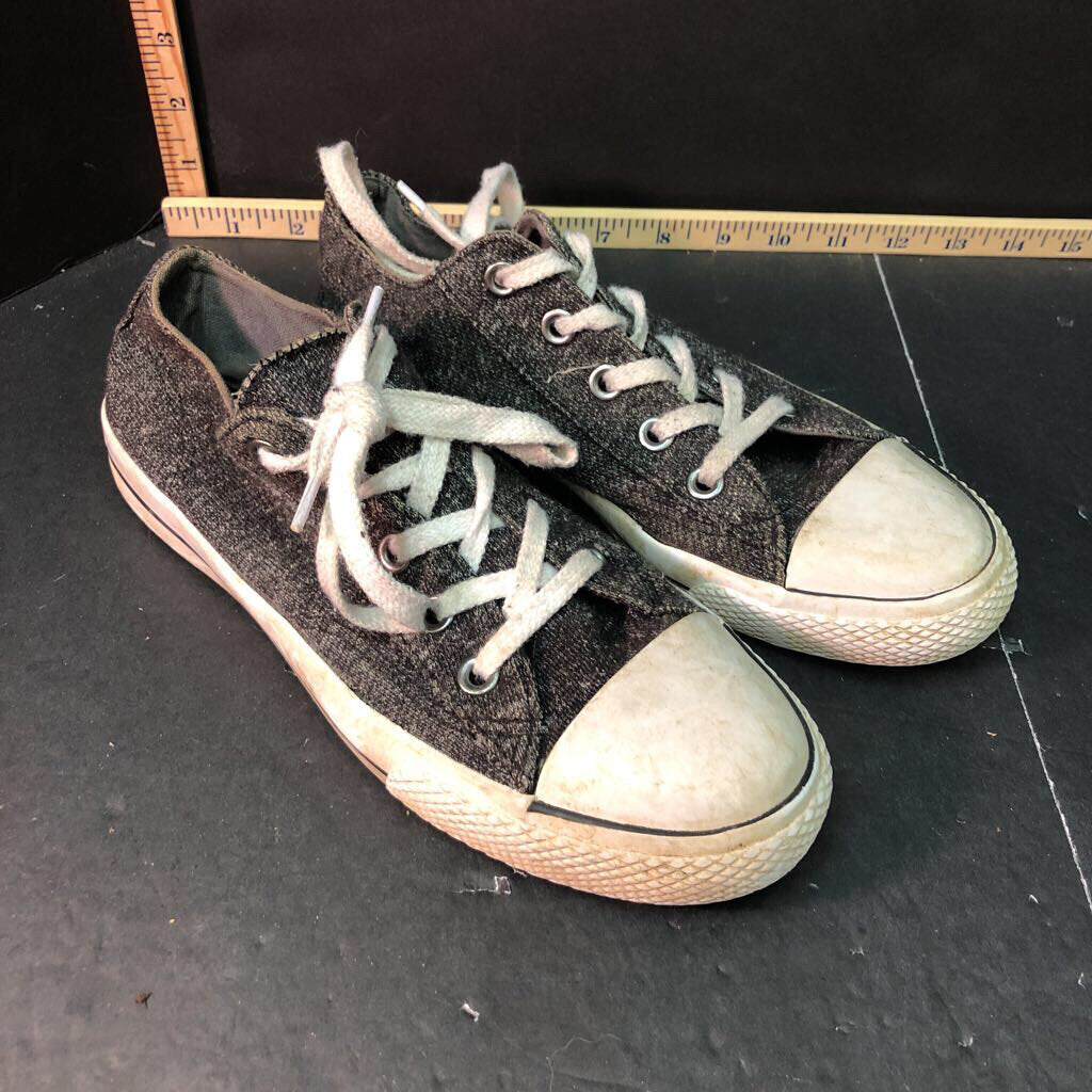 boys sneakers