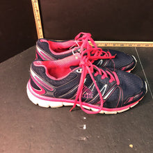 Load image into Gallery viewer, Girl's sneakers
