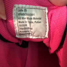 Load image into Gallery viewer, Girl&#39;s sneakers

