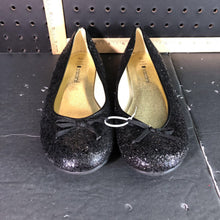 Load image into Gallery viewer, Girl's sparkle shoes
