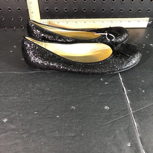 Girl's sparkle shoes
