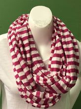 Load image into Gallery viewer, Striped scarf
