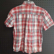 Load image into Gallery viewer, Plaid button down shirt
