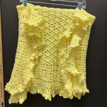 Load image into Gallery viewer, knitted blanket
