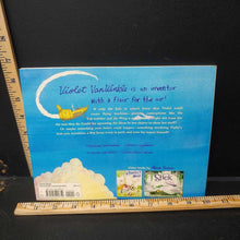 Load image into Gallery viewer, Violet the Pilot (Steve Breen)(Dolly Parton's Imagination Library) -paperback
