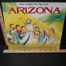 Load image into Gallery viewer, My Great Aunt Arizona (Gloria Houston) -paperback
